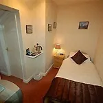 Sylvern House Πανσιόν Σκάρμπορο